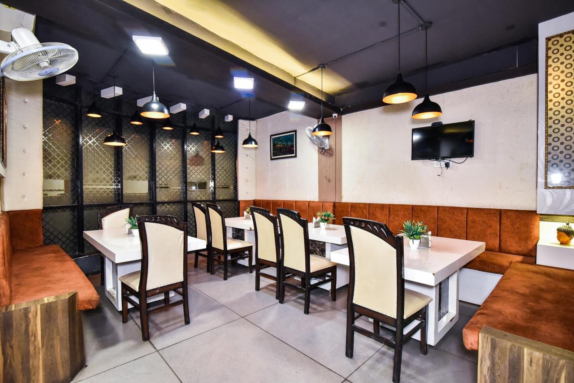 Hotel Pinaz Royale Amritsar Exterior foto